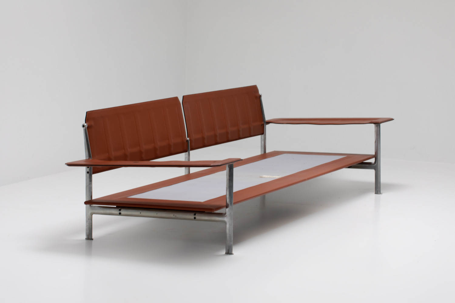 Diesis sofa by Antonio Citterio & Paolo Nava